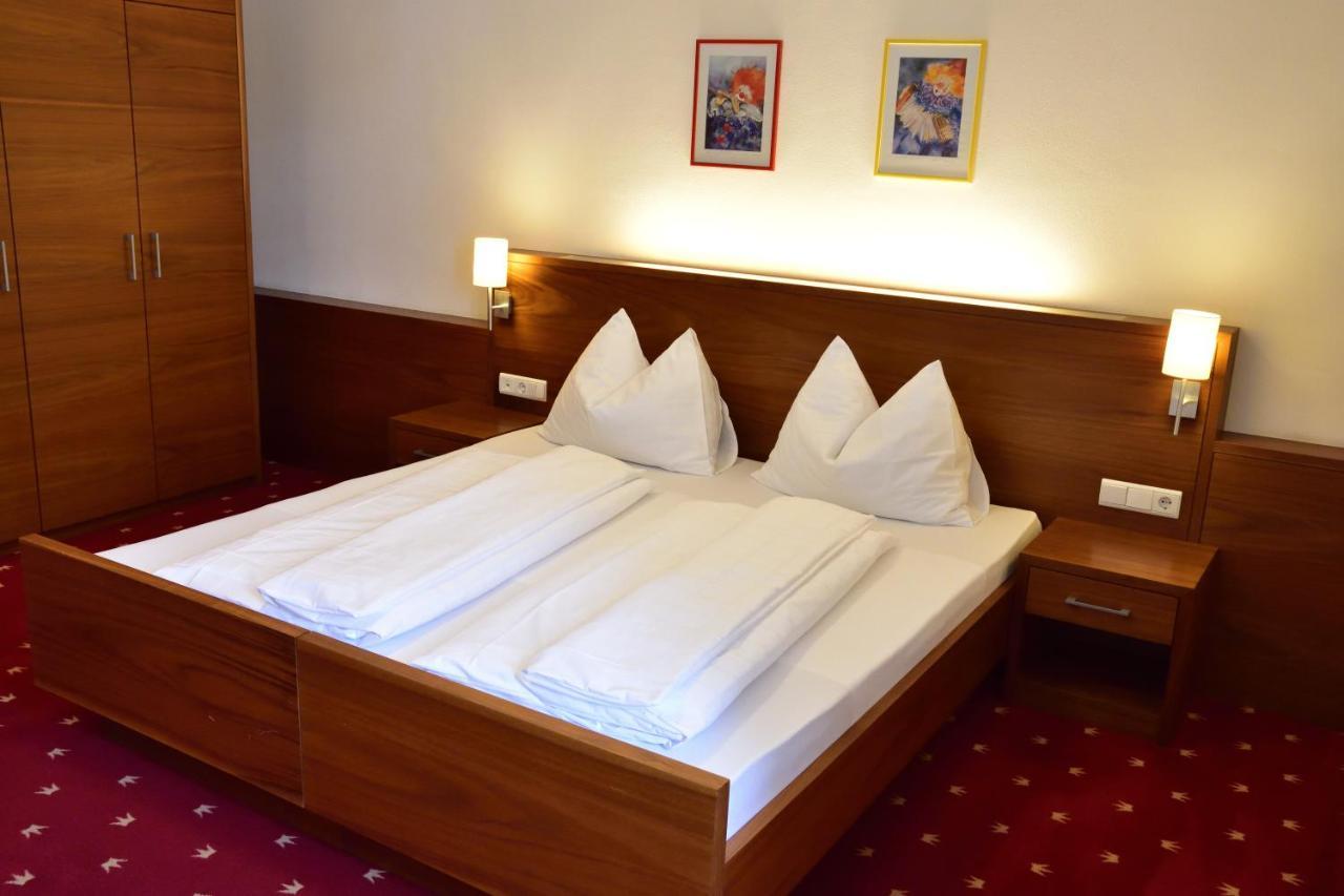 ברוניקו Hotel Krone מראה חיצוני תמונה
