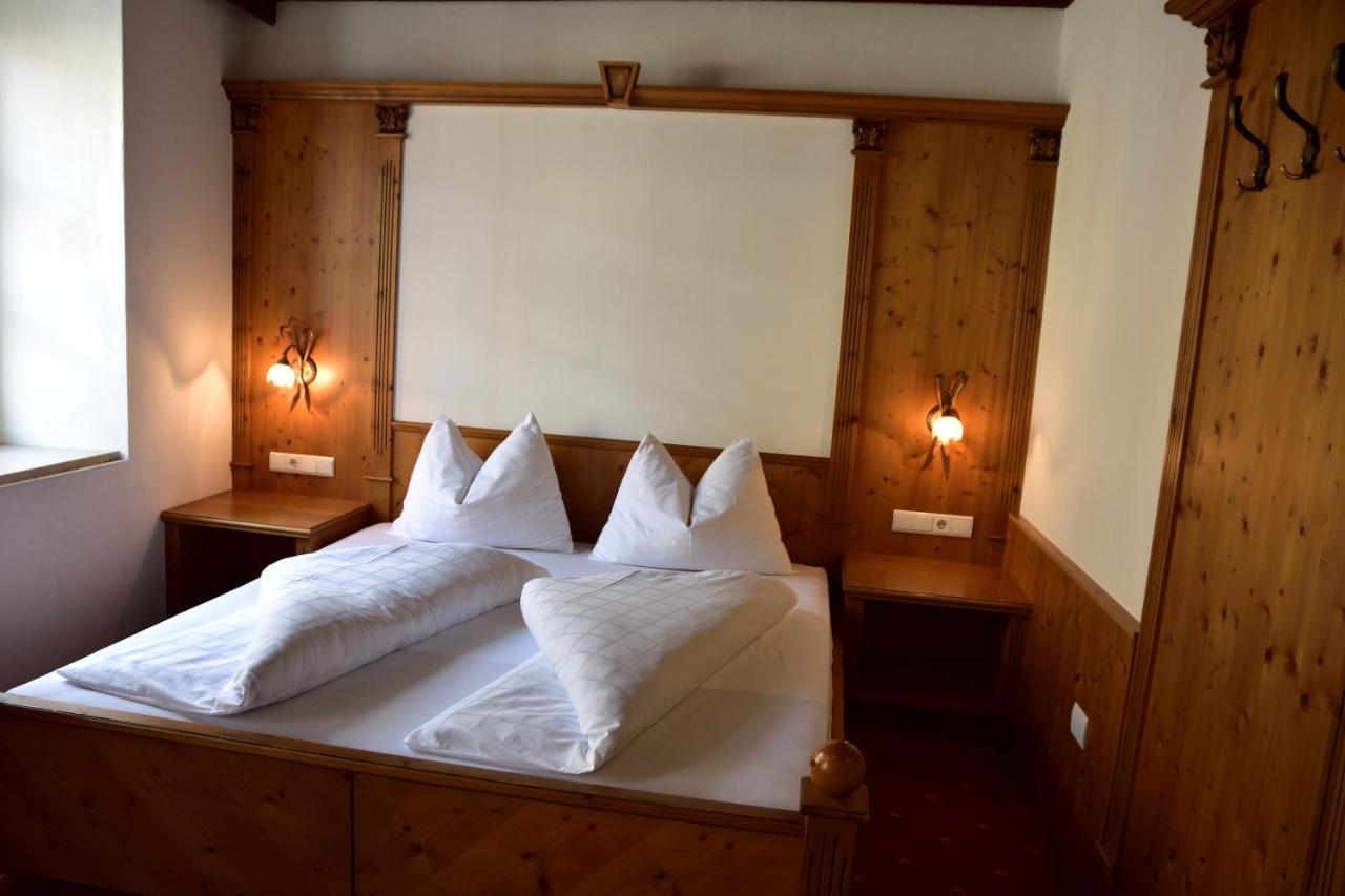 ברוניקו Hotel Krone מראה חיצוני תמונה