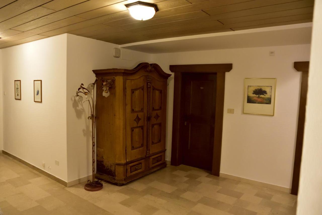 ברוניקו Hotel Krone מראה חיצוני תמונה