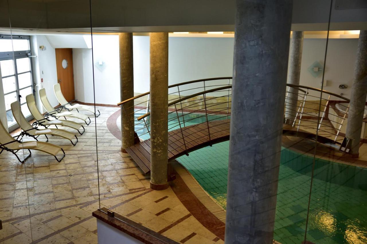 ברוניקו Hotel Krone מראה חיצוני תמונה