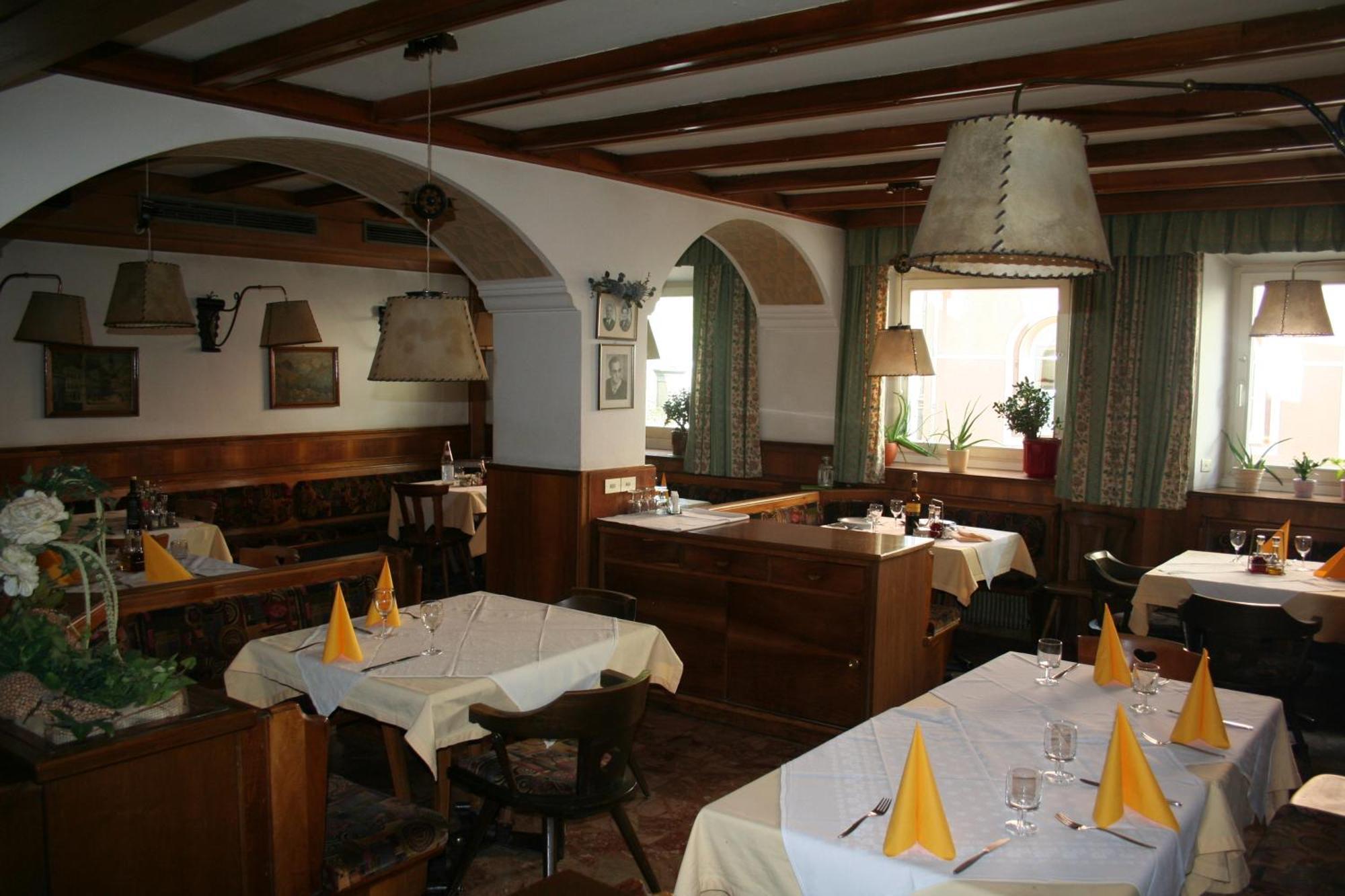 ברוניקו Hotel Krone מראה חיצוני תמונה